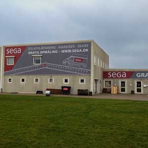 Mega banner